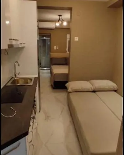 Diamond & Pearl Peraía