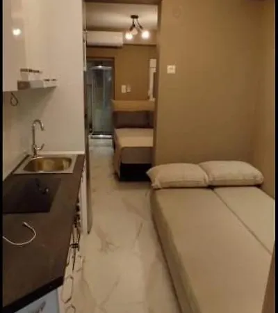 Diamond & Pearl Peraía