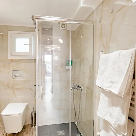 アパート Diamond & Pearl Peraía